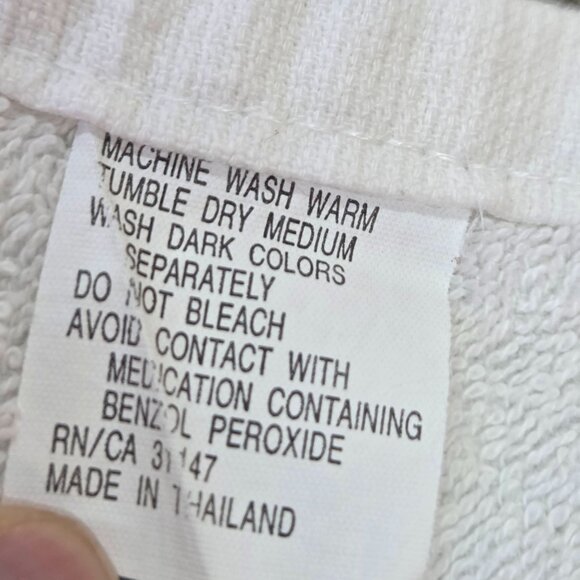 White Cotton Christmas Cat Embroidered Towel Set With Santa Hat Design - Picture 7 of 10